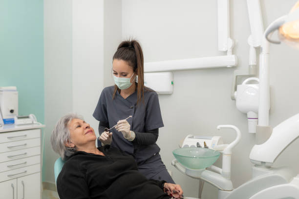 Best Emergency Gum Treatment in Lake Lakengren, OH
